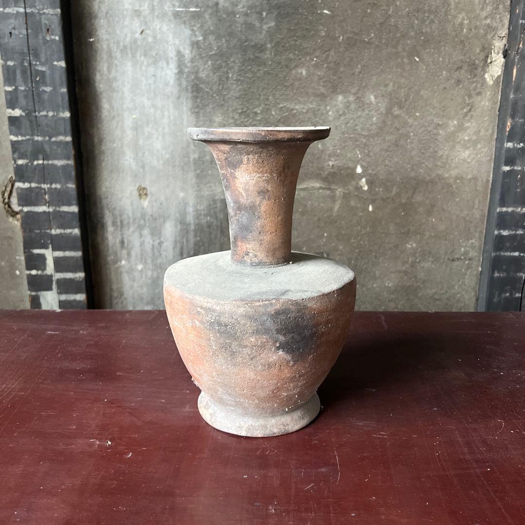 実家整理　古い花瓶