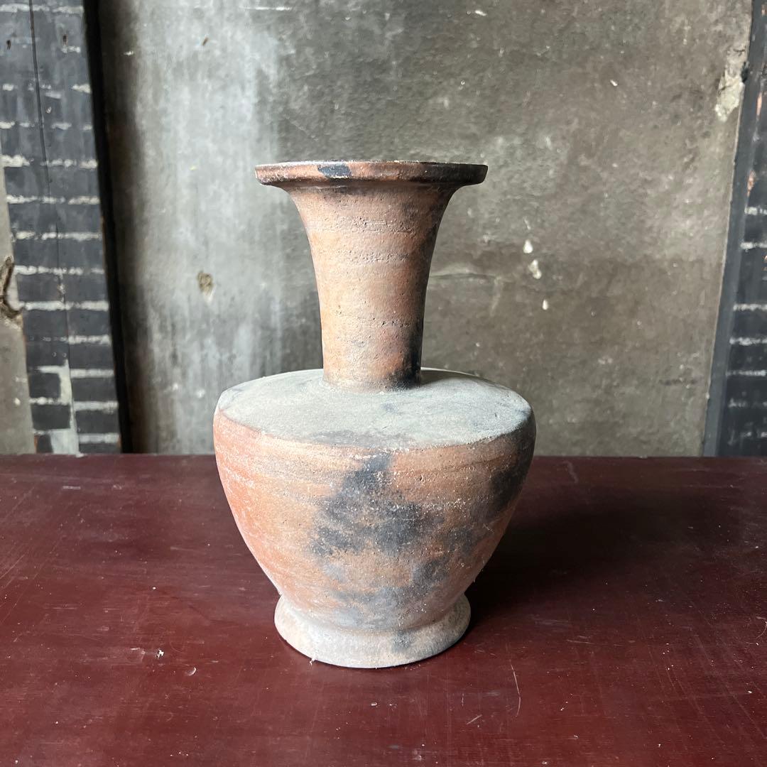 実家整理　古い花瓶