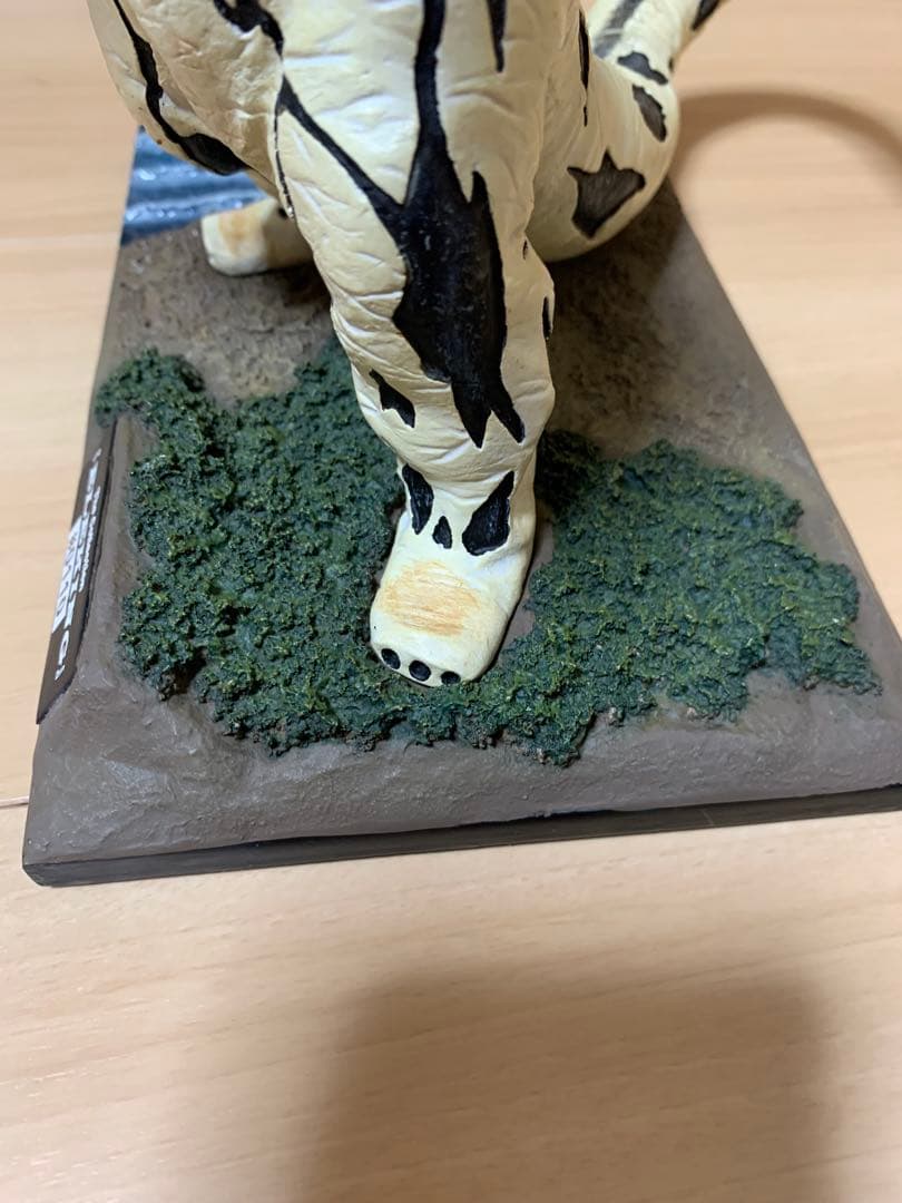 希少 絶版 ART OF WAR エレキング 茨木彰 ウルトラセブン フィギュア