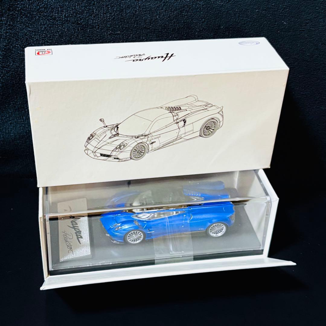 1/43 LCD パガーニ ウアイラ ロードスター 2017 メタリックブルー
