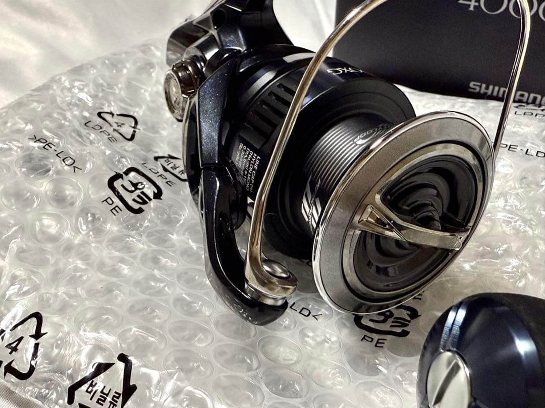 SHIMANO 25ツインパワーXD 4000XG 新品・未使用
