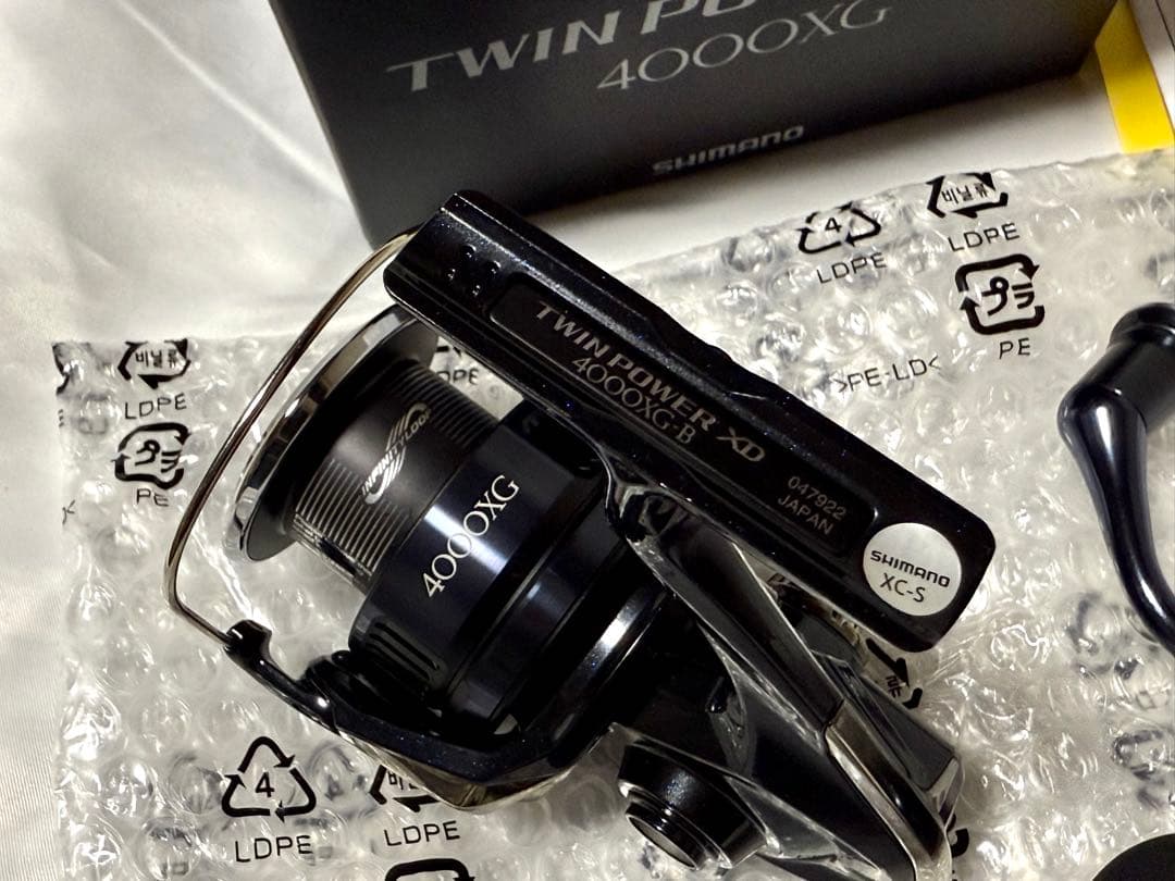 SHIMANO 25ツインパワーXD 4000XG 新品・未使用