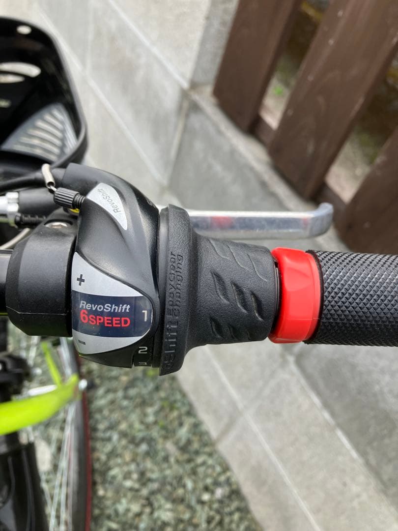 BRIDGESTONE キッズバイク 蛍光グリーン 松山市近郊で手渡し希望