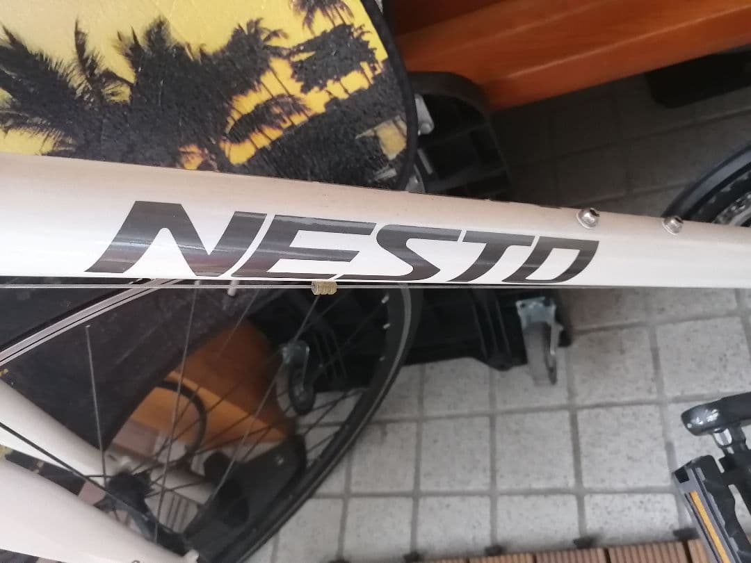 NESTO クロスバイク TOPEAKサドルバッグ付き