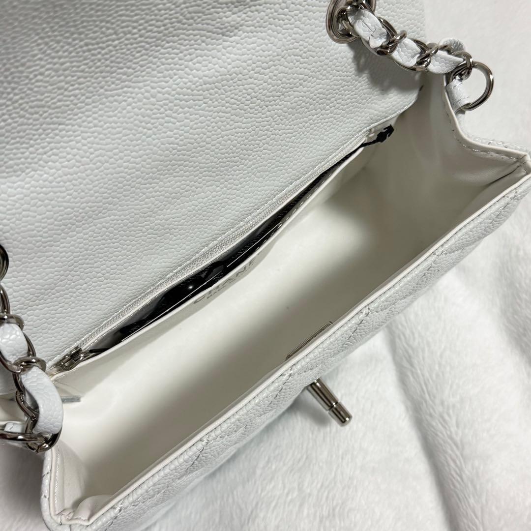 CHANEL シャネル キャビア ミニマトラッセ 白 ホワイト