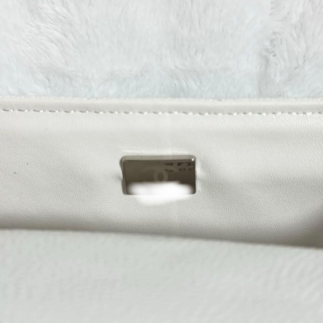 CHANEL シャネル キャビア ミニマトラッセ 白 ホワイト