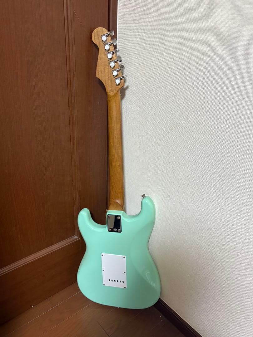 PLAYTECH エレキギター　ストラトタイプ(ローステッドメイプル)