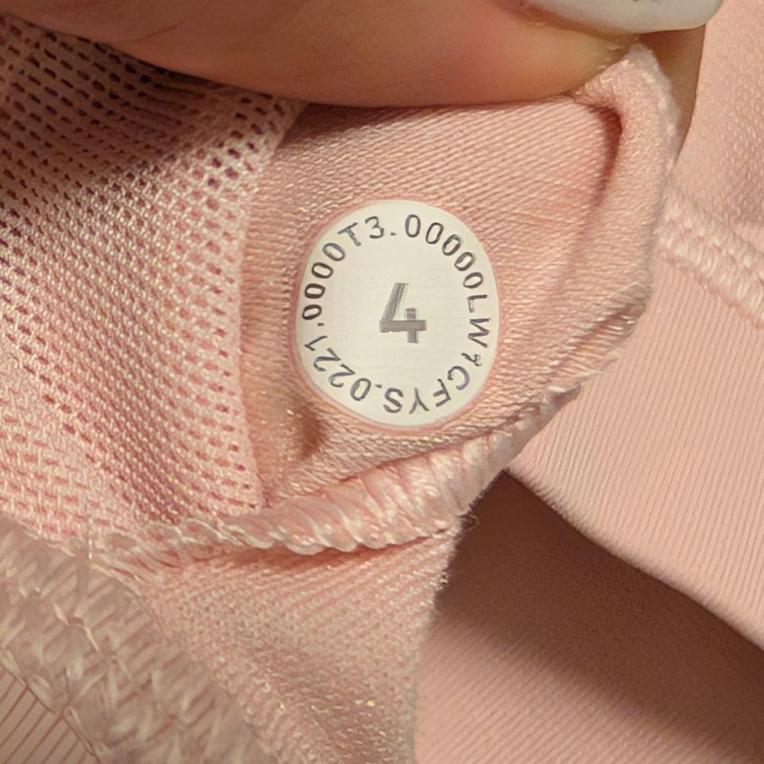 ヨガ・ピラティス Lululemon Free to Be Serene 2-in-1 Tank