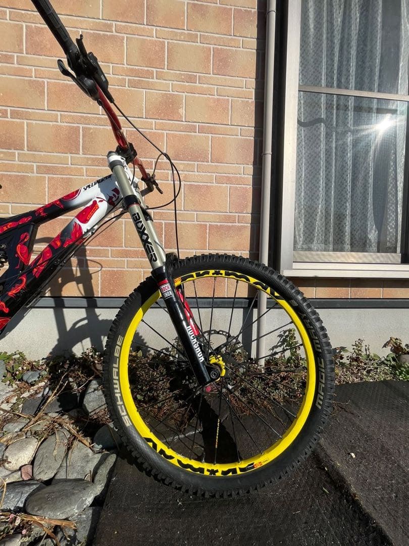 自転車本体 SPECIALIZDED MOUNTAIN BIKE