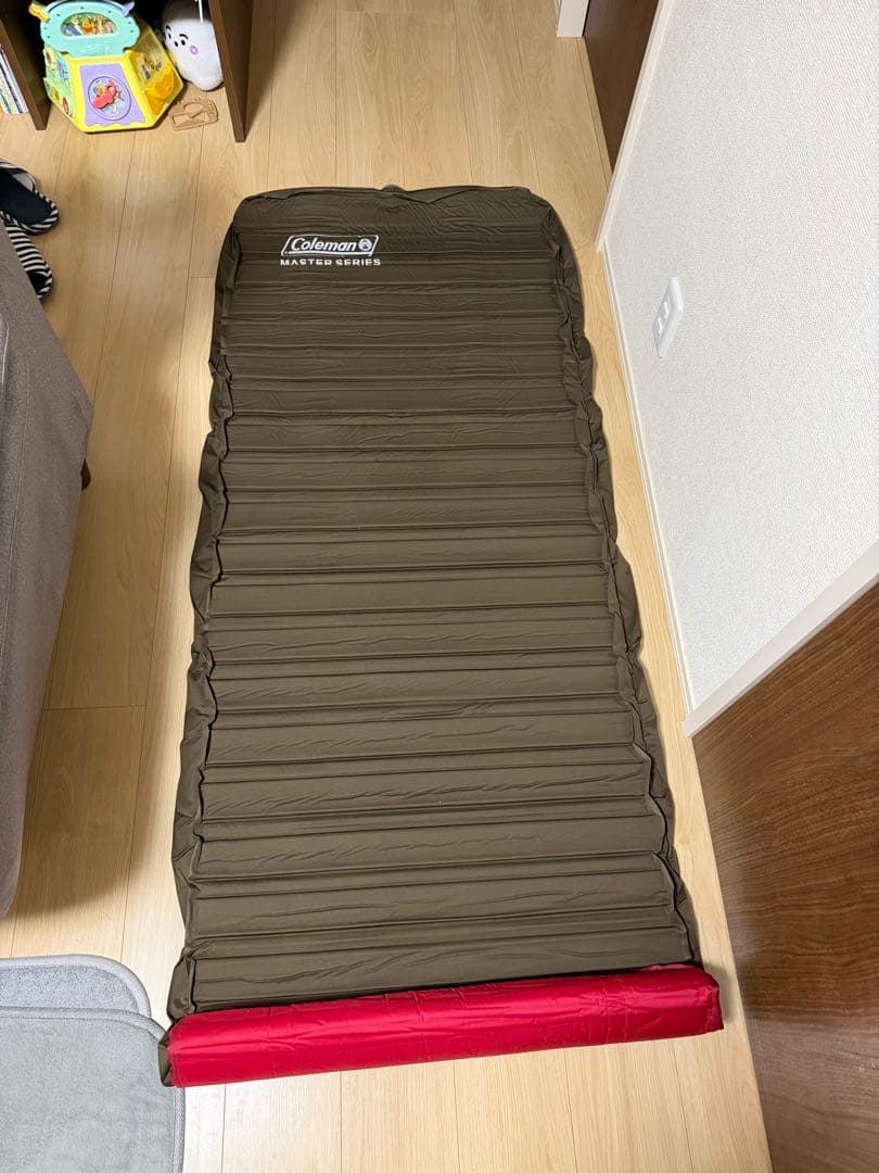 Coleman コンフォートインフレーターマット シングル ブラウン