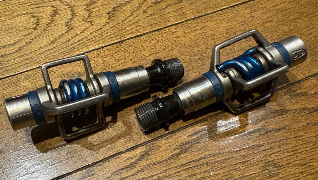 Crank brothers EGGBEATER3ビンディングペダル
