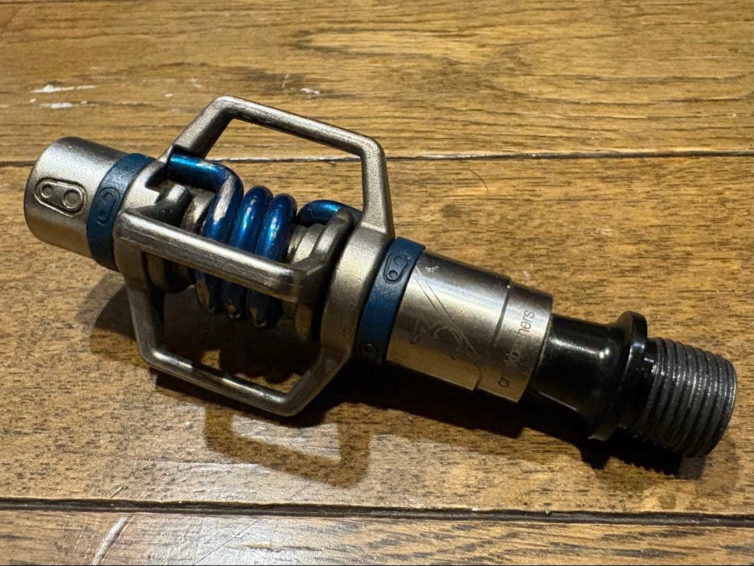 Crank brothers EGGBEATER3ビンディングペダル