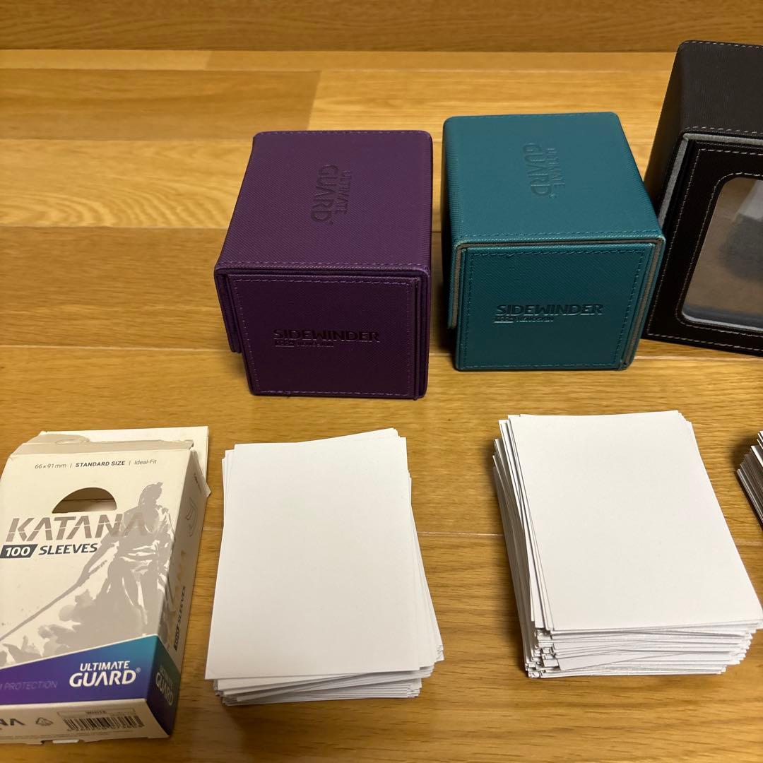 ULTIMATE GUARD 窓付き デッキケース　カタナスリーブ