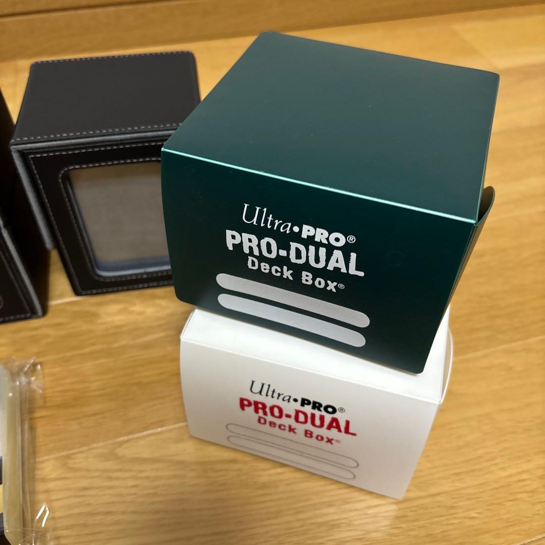 ULTIMATE GUARD 窓付き デッキケース　カタナスリーブ