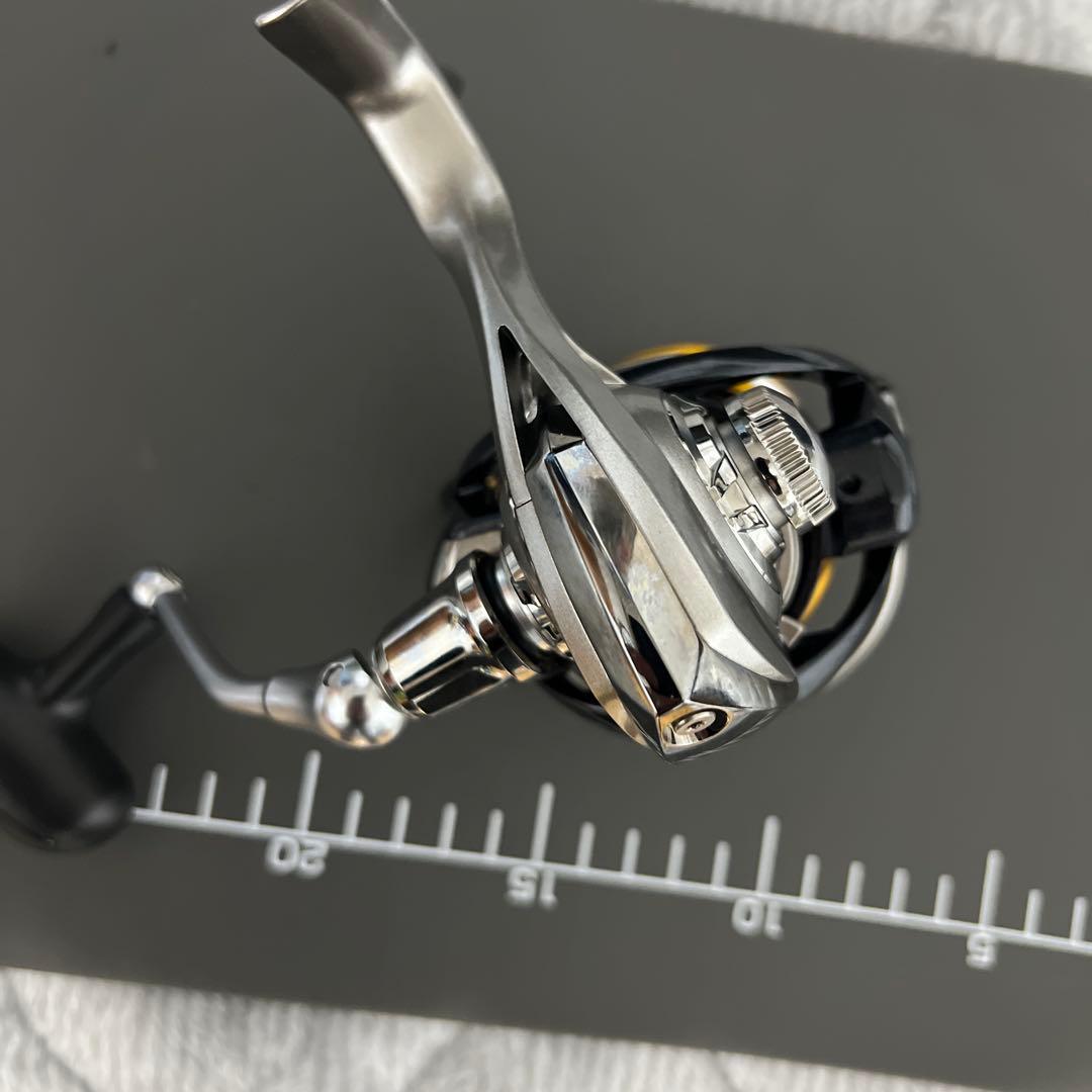 美品　ダイワ EM MS 4000H