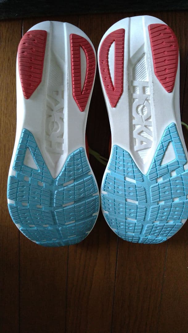 HOKA CIELO ROAD オレンジ 27cm