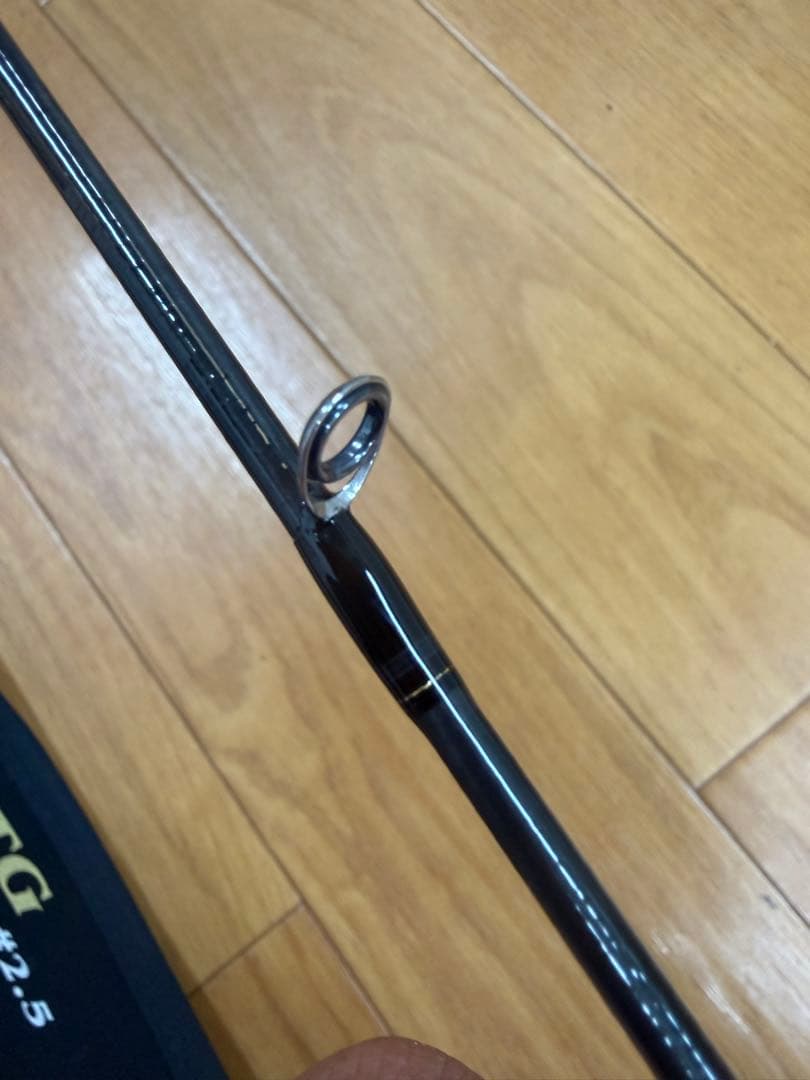 期間限定値下げ！美品！ダイワ　ソルティガR J63B-2.5TG スリルゲーム