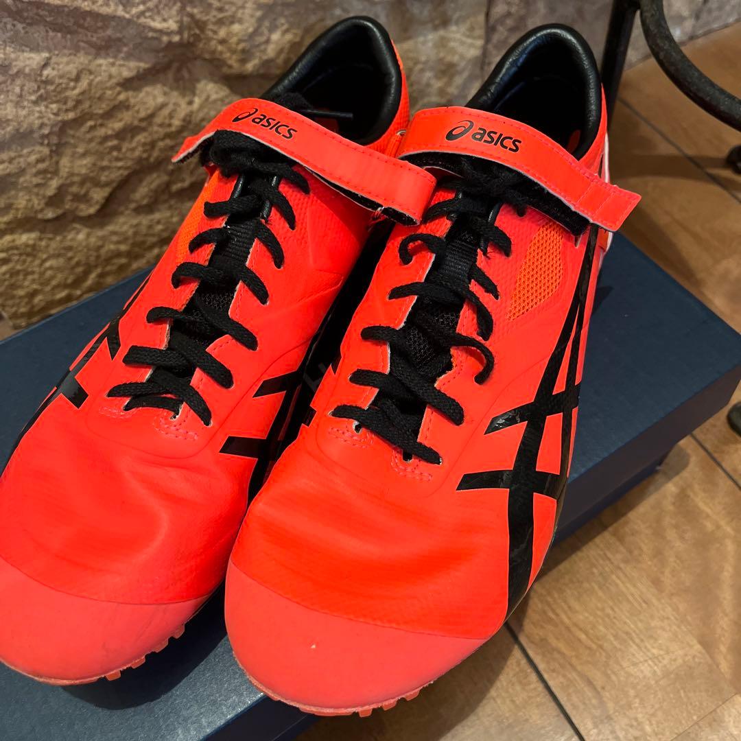陸上スパイク　asics