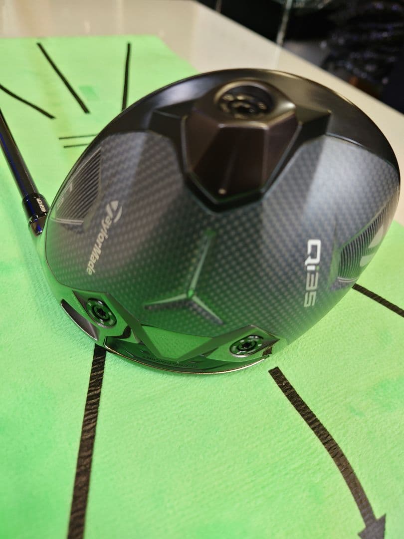 TaylorMade Qi35ドライバー 10.5度 LS　ヘッドのみ