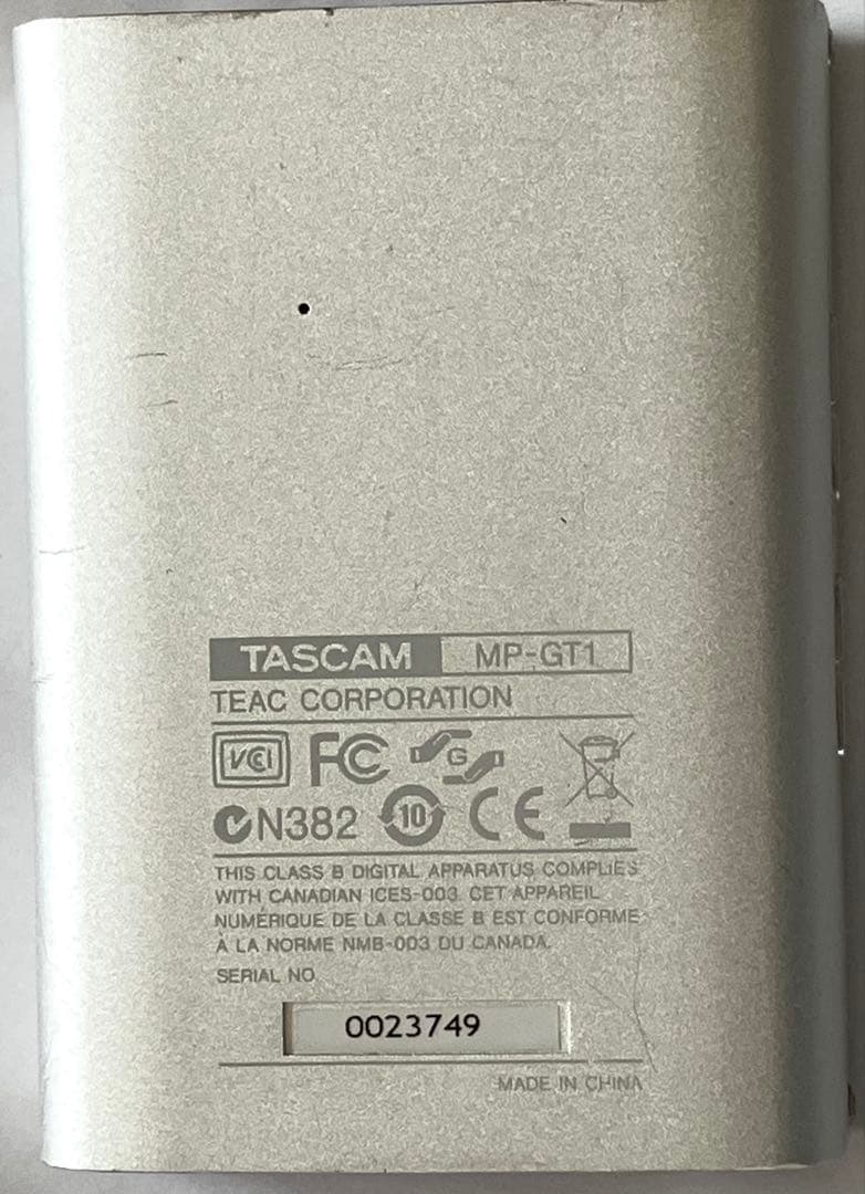 TASCAM MP-GT1ポータブルメモリーギタートレーナーACアダプター付