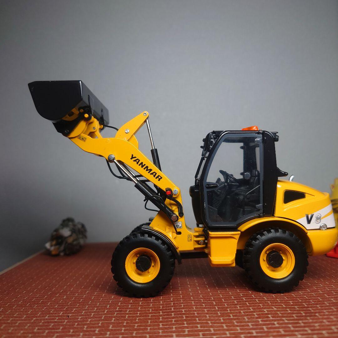 YANMAR/ヤンマー V8ホイールローダー(1/32)ミニチュア 最終価格