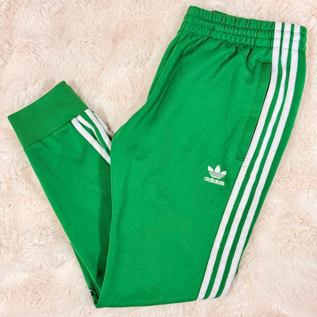 【美品】adidas SSTトラックパンツ 緑 M 人気定番 ストリート映え 春