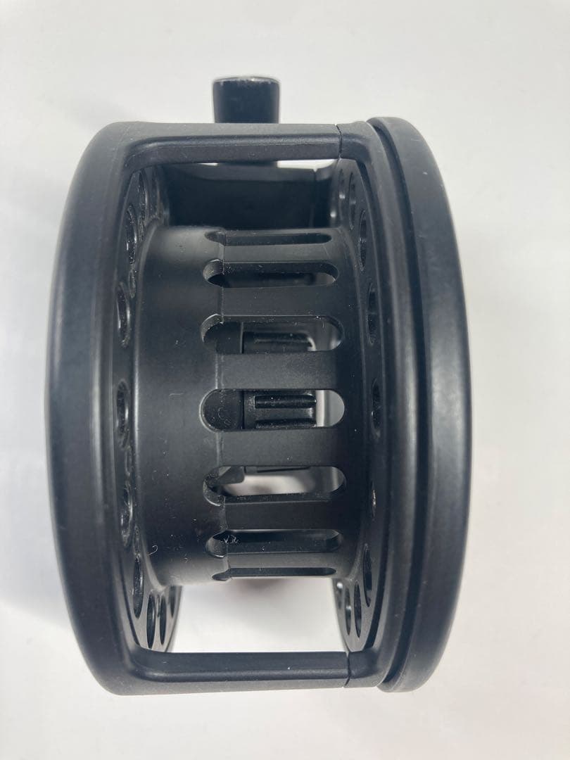 リール LOOP evotec CLW 5-8