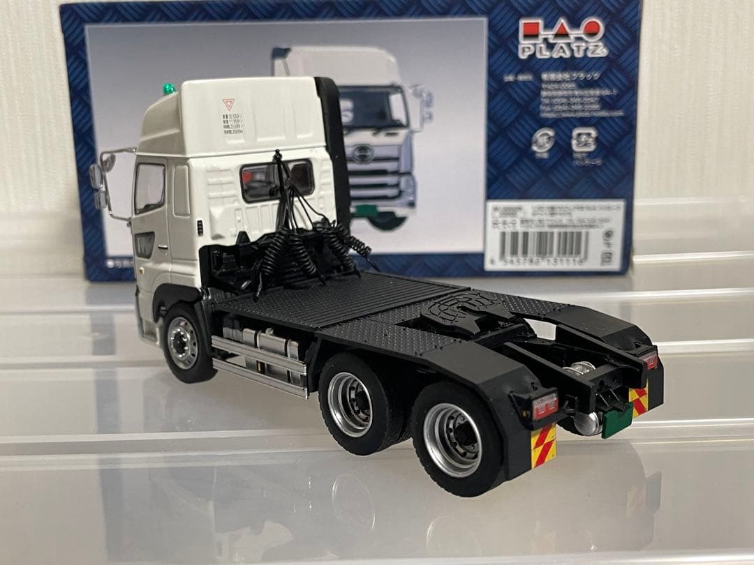 ケンクラフト 1/50 日野17プロフィア SS6×4 ホワイト