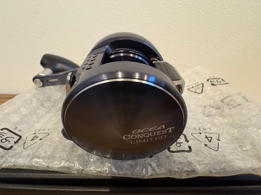 シマノ　OCEA CONQUEST LIMITED 300HG