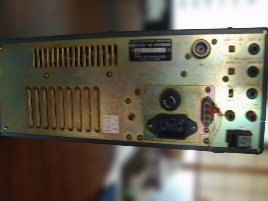 ICOM IC-R7000 受信機【値下げしました】