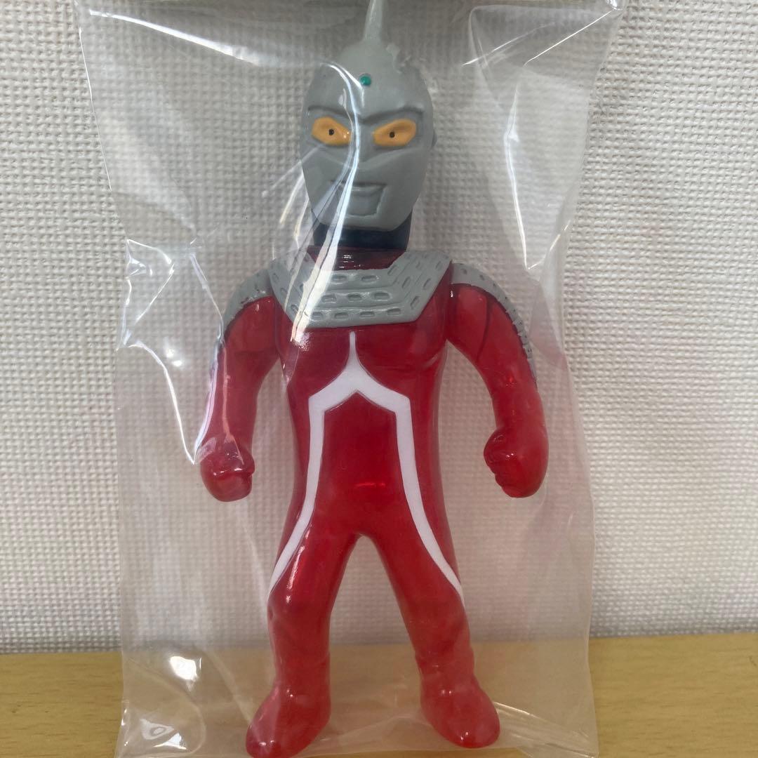 サンガッツ本舗　ウルトラマンセブン　円谷怪獣総進撃怪獣　新品未開封　クリアソフビ
