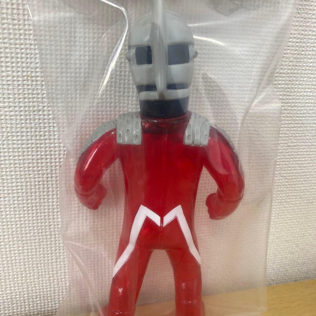 サンガッツ本舗　ウルトラマンセブン　円谷怪獣総進撃怪獣　新品未開封　クリアソフビ