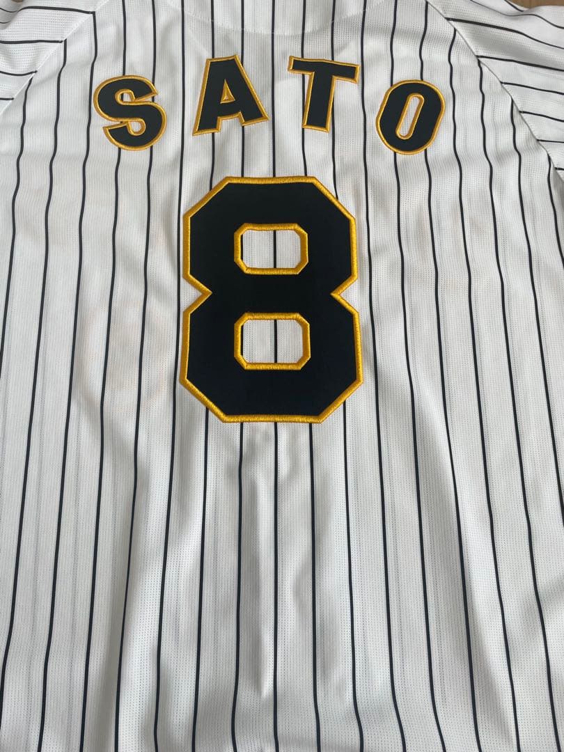 Tigers ユニフォーム SATO 8番