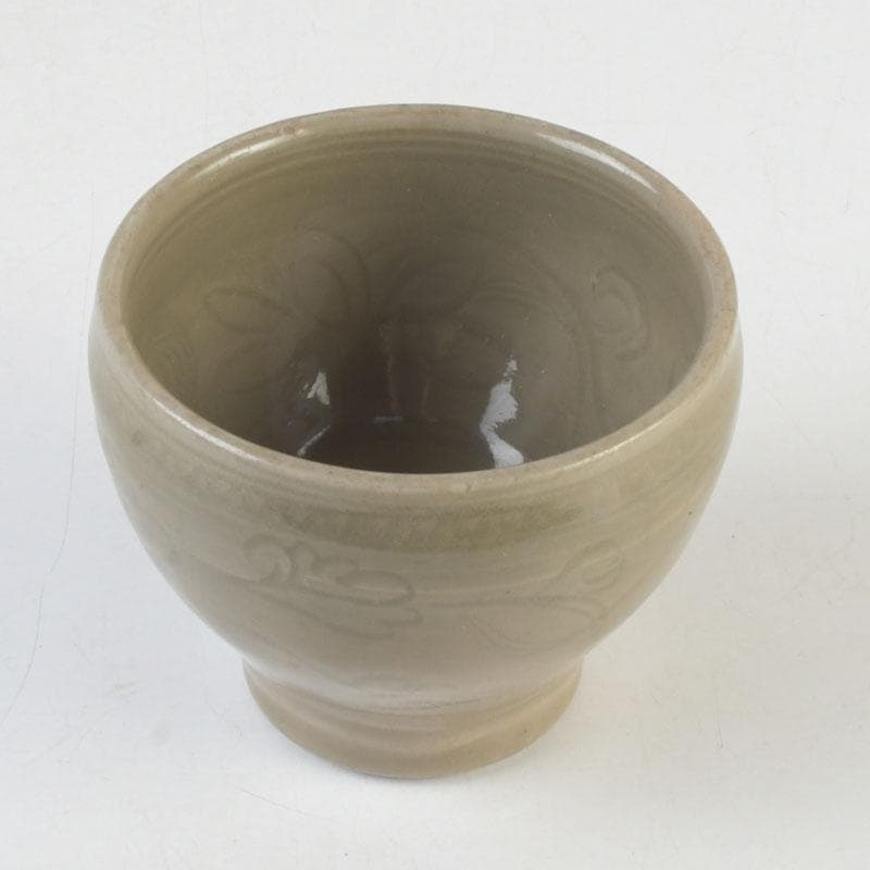 中国　龍泉窯　青磁　印刻花文　茶碗　V　9984