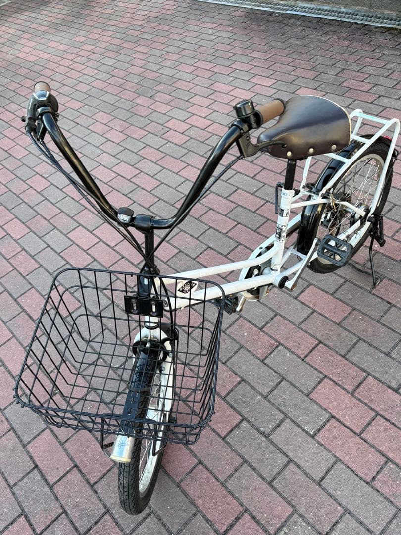 変速付きコンパクトサイクル(20㌅)お届け出来ます。お引き取りも可能です。