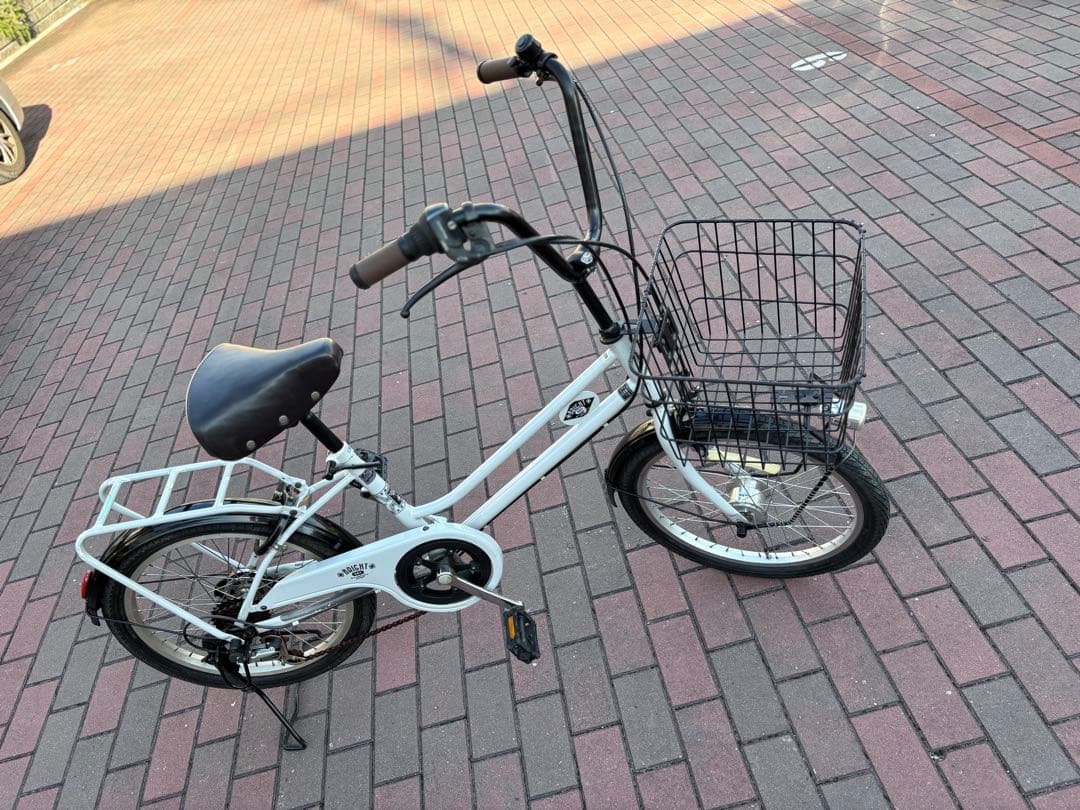 変速付きコンパクトサイクル(20㌅)お届け出来ます。お引き取りも可能です。