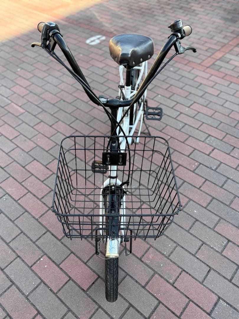 変速付きコンパクトサイクル(20㌅)お届け出来ます。お引き取りも可能です。