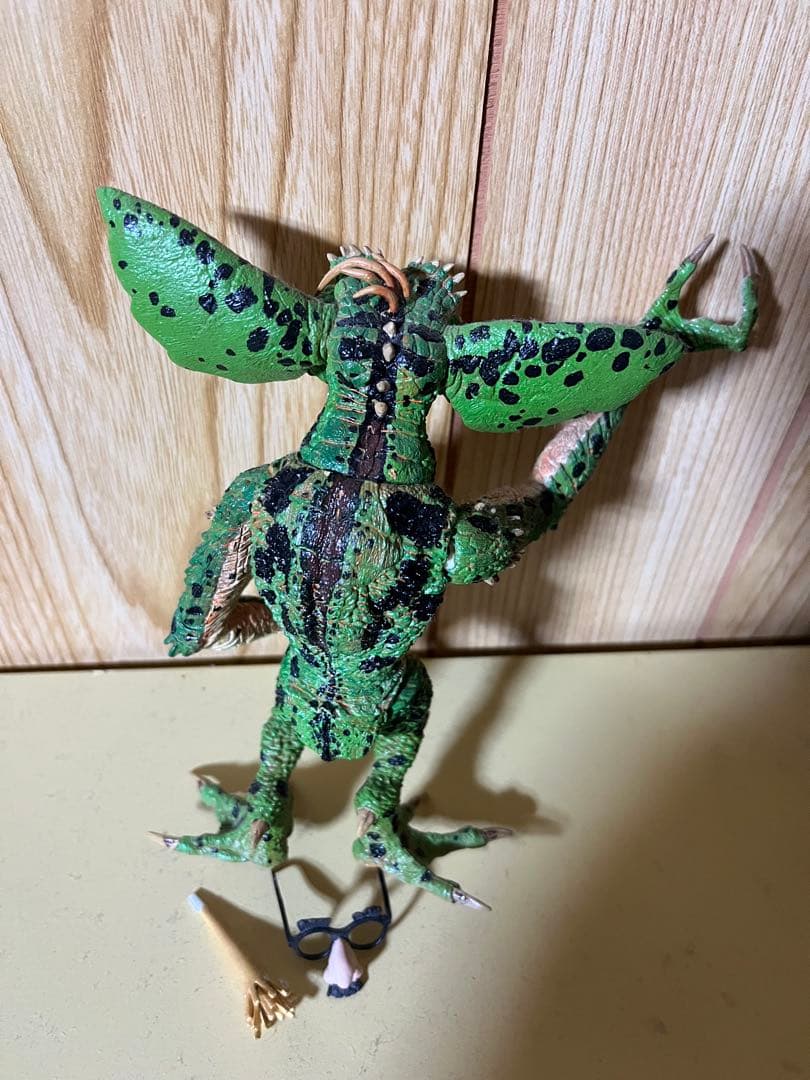 グレムリン2 ジョージ フィギュア ネカ NECA 付属品付き