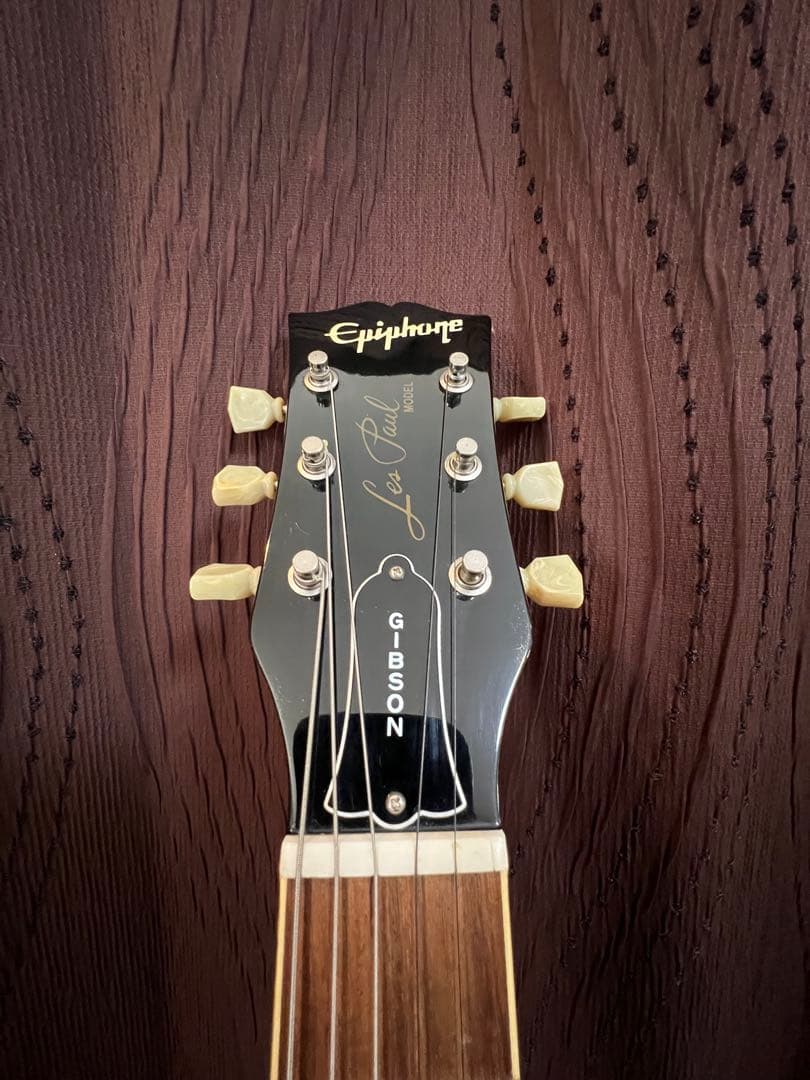 エピフォンEpiphone Les Paul 日本製！人気品！早い者勝ち！