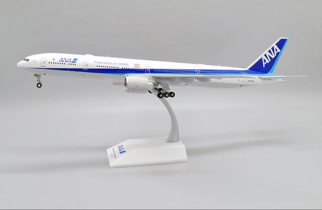 航空機・ヘリコプター ANA B777-300ER TOMODACHI
