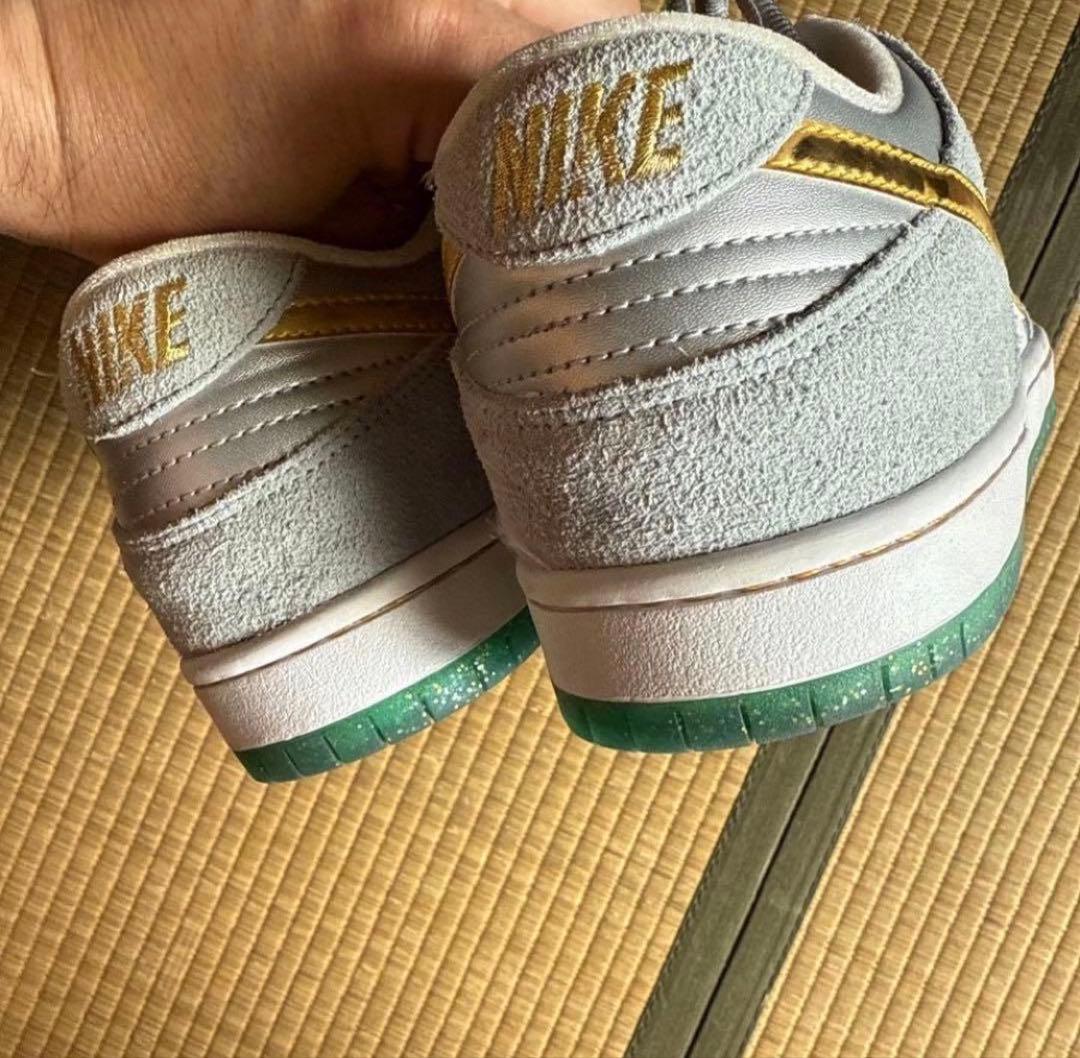 Nike スエード スニーカー グレー/ゴールド並行輸入品
