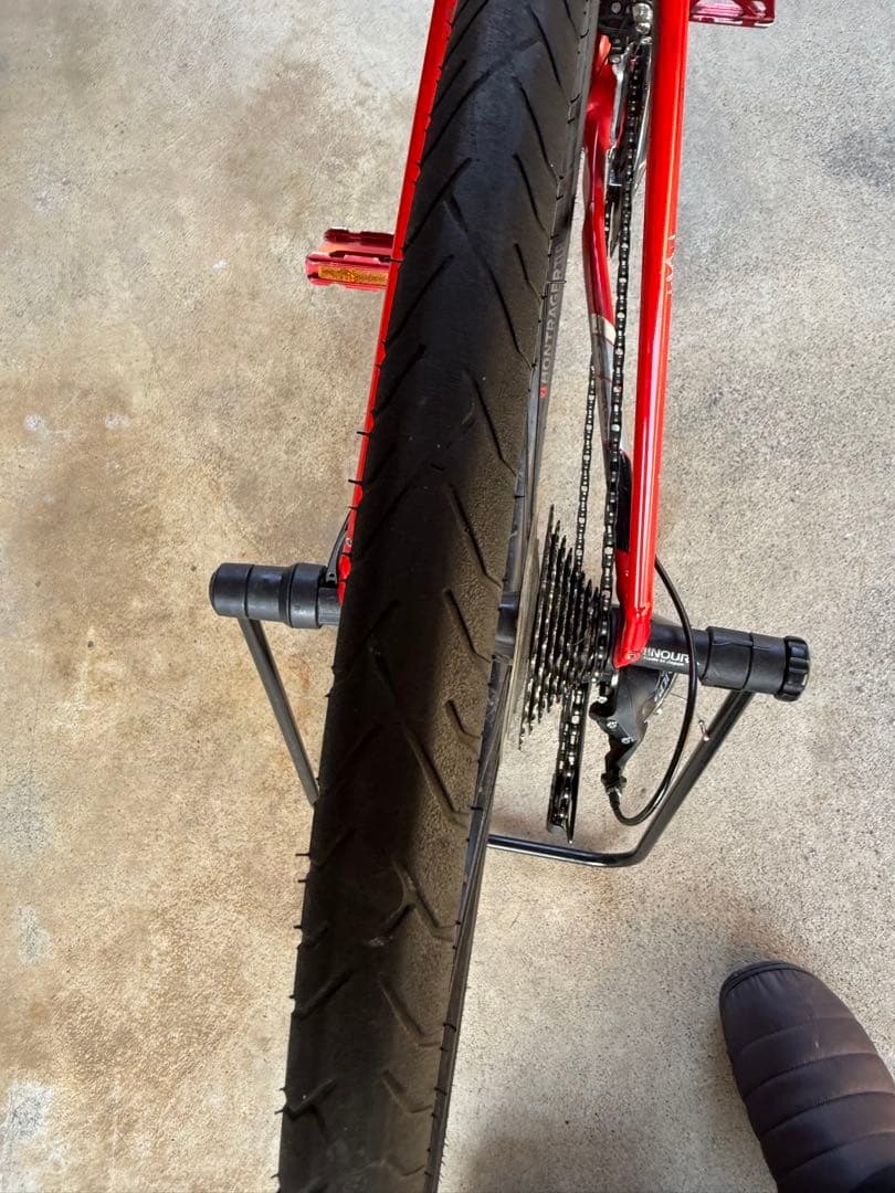 Trek アルミロードバイク ドマーネalr3 レッド　直接引き取り可能
