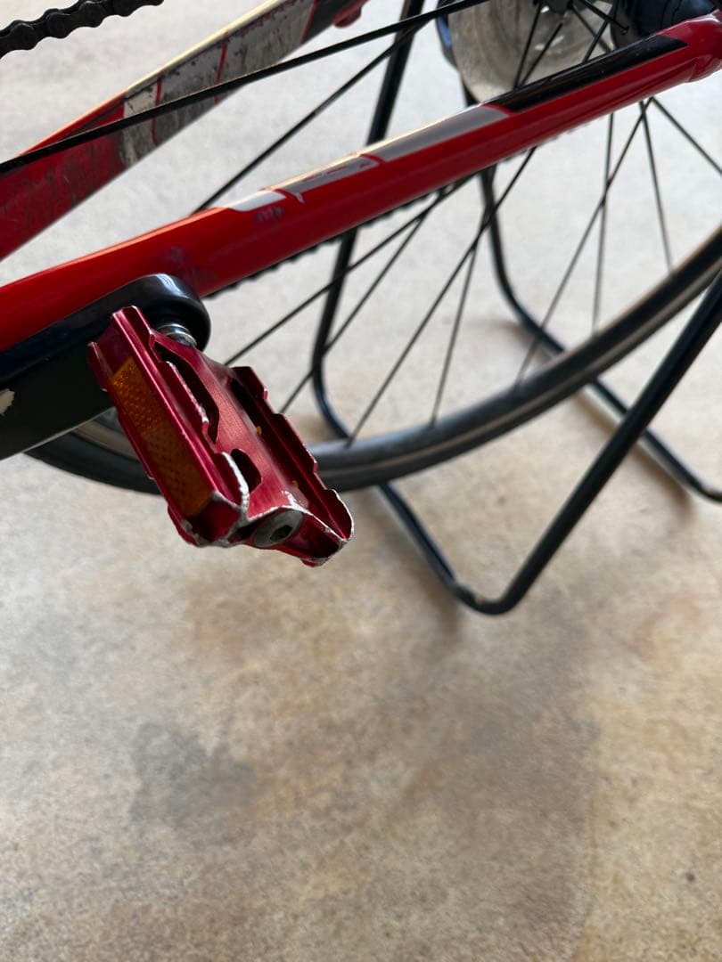 Trek アルミロードバイク ドマーネalr3 レッド　直接引き取り可能