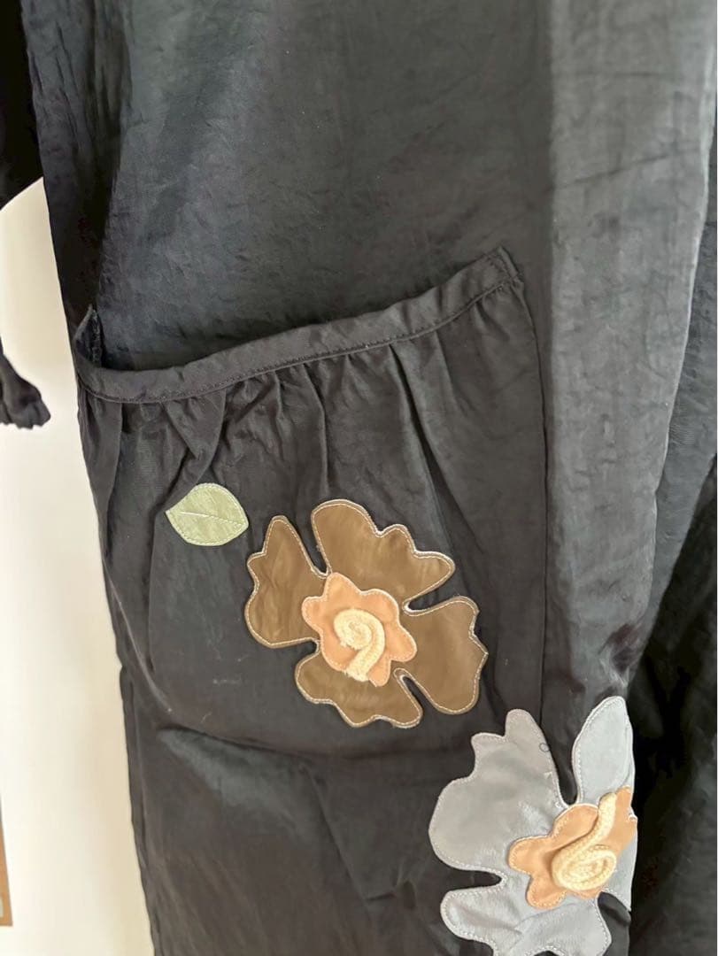 月末大特価❗️belpaci ベルパーチ　さえら　花モチーフ　割烹着　エプロン
