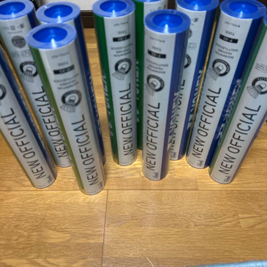 YONEX NEW OFFICIAL バドミントンシャトル 10本セット 4番