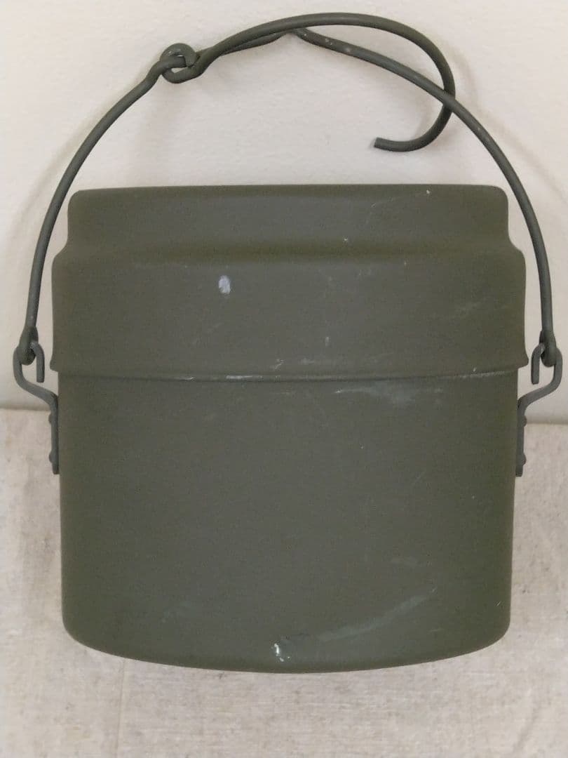 USED スウェーデン軍アルミ製飯盒 C