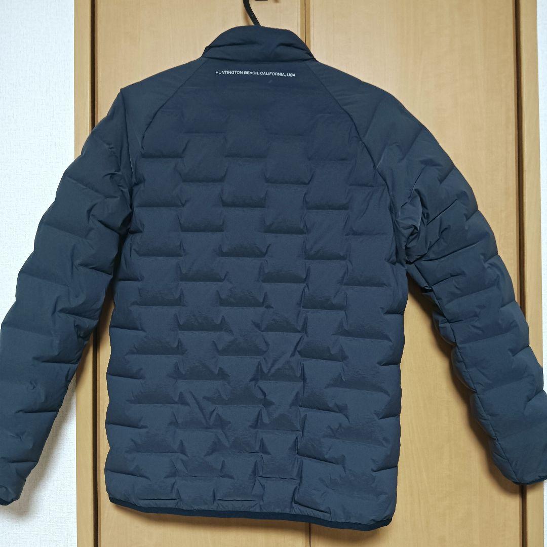 TravisMathew ダウンジャケット 軽量 撥水 M ネイビー×ブラック