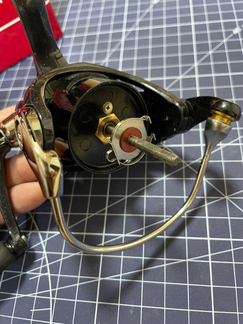 ★美品★LEGALIS LT 3000S-C-DH スピニングリール