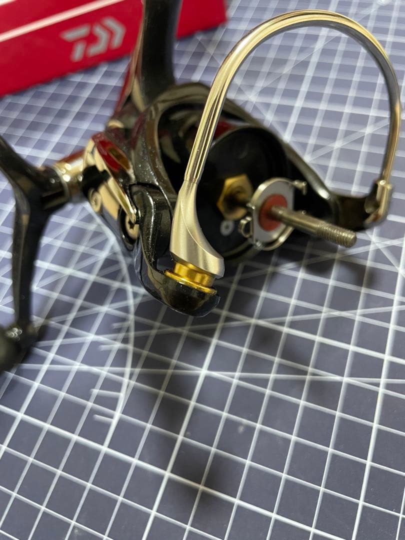 ★美品★LEGALIS LT 3000S-C-DH スピニングリール