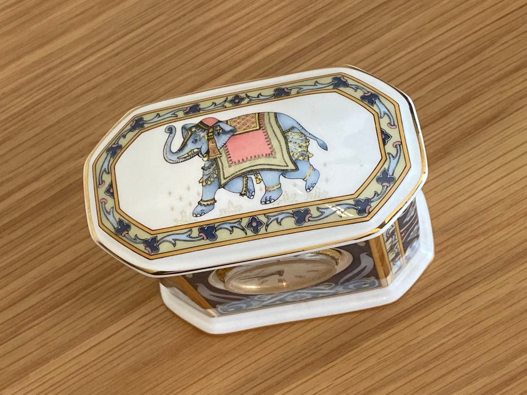  BLUE ELEPHANT 置き時計